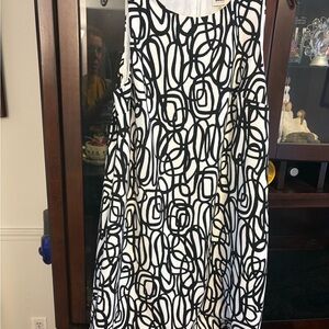 Anne Klein Black and White Sheath Midi Dress